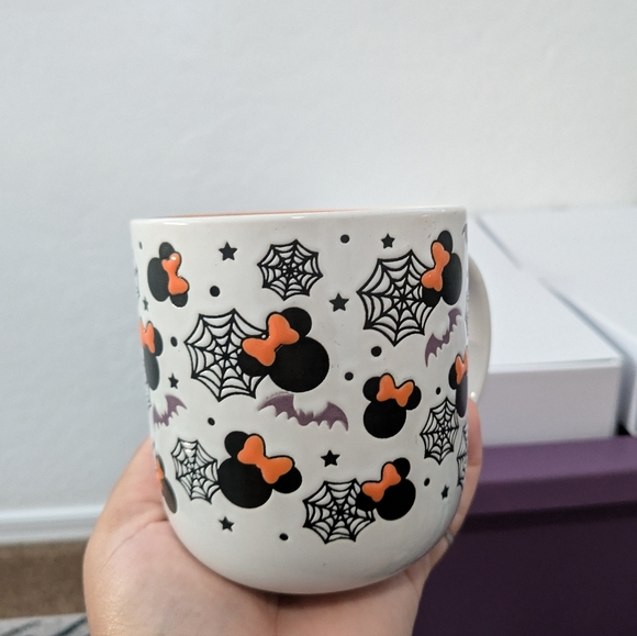 Minnie mouse Halloween cup - Picture 4 of 4